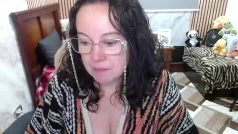 Sonia online show from 04-21-26, 04:45