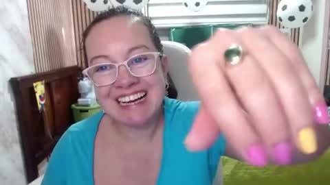 Snapshot of mature_wolf chatting on 06-13-26, 09:02 Sonia online show from 06-13-26, 09:02