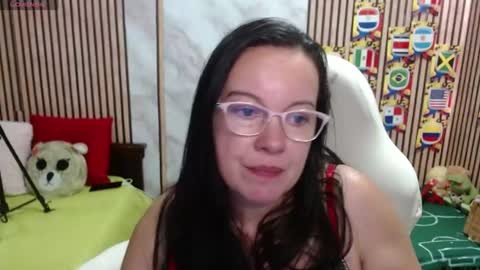 Snapshot of mature_wolf chatting on 07-14-26, 10:04 Sonia online show from 07-14-26, 10:04