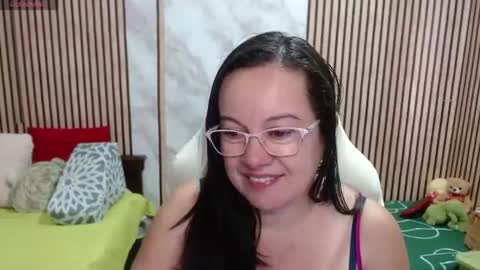 Snapshot of mature_wolf chatting on 07-21-26, 07:49 Sonia online show from 07-21-26, 07:49