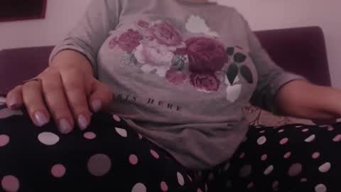 Snapshot of matureboobsbig chatting on 02-16-26, 02:57 matureboobsbig online show from 02-16-26, 02:57