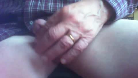 Snapshot of maturedaddi chatting on 10-13-25, 09:53 Maturedaddi online show from 10-13-25, 09:53