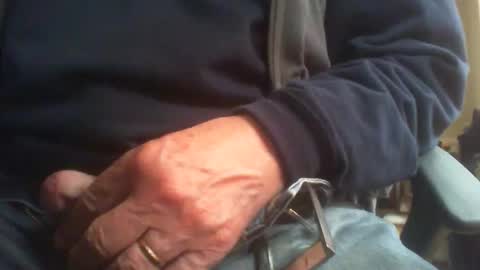 Snapshot of maturedaddi chatting on 10-14-25, 12:50 Maturedaddi online show from 10-14-25, 12:50