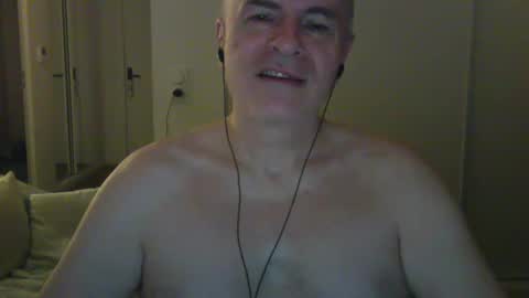 Snapshot of maturehotman chatting on 02-09-25, 07:16 maturehotman online show from 02-09-25, 07:16