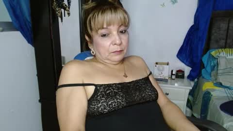 Snapshot of maturetigress4c chatting on 10-27-25, 08:13 Cecilia online show from 10-27-25, 08:13