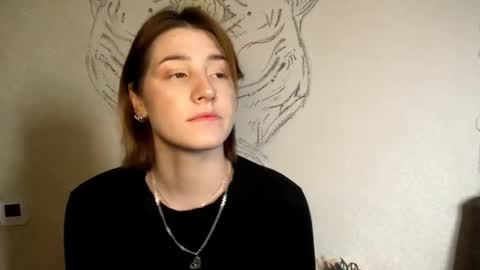 Snapshot of maureenstrozzi chatting on 12-05-25, 06:33 Mari online show from 12-05-25, 06:33