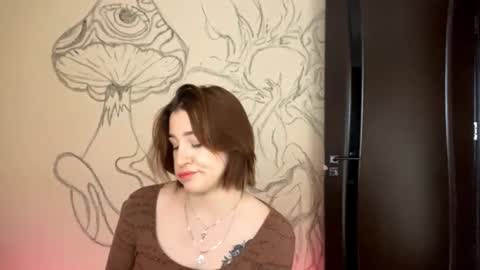 Snapshot of maureenstrozzi chatting on 12-15-25, 06:28 Mari online show from 12-15-25, 06:28