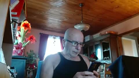 Maurice online show from 01-04-25, 01:53