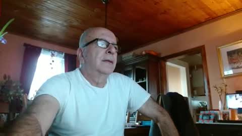 Maurice online show from 02-10-25, 01:01