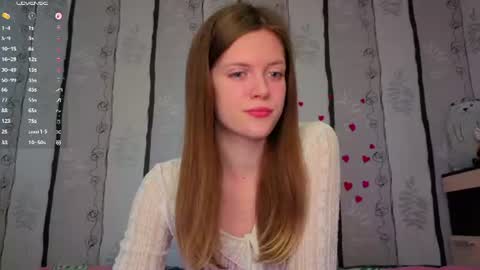 Snapshot of maurineneverman chatting on 06-27-26, 09:03 Lucy online show from 06-27-26, 09:03