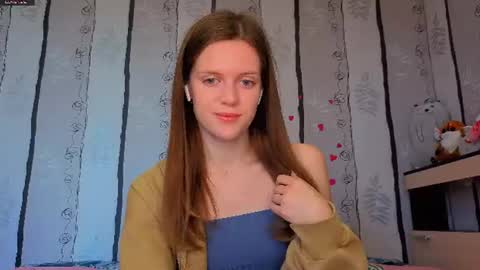 Snapshot of maurineneverman chatting on 06-28-26, 08:09 Lucy online show from 06-28-26, 08:09
