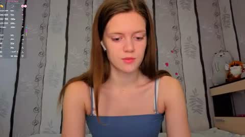 Snapshot of maurineneverman chatting on 07-02-26, 08:20 Lucy online show from 07-02-26, 08:20