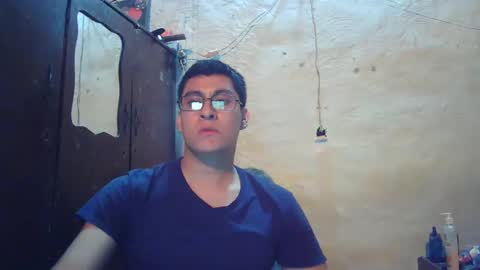 Mauro online show from 03-05-25, 02:46