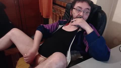 Snapshot of max818k chatting on 01-18-25, 07:28 Max online show from 01-18-25, 07:28