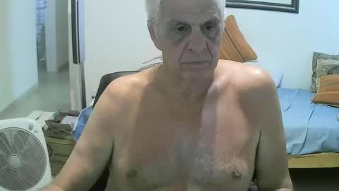 max_2017 online show from 01-26-25, 07:41