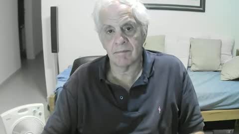 Snapshot of max_2017 chatting on 12-20-25, 03:13 max_2017 online show from 12-20-25, 03:13