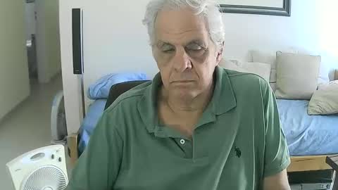 Snapshot of max_2017 chatting on 12-22-25, 07:00 max_2017 online show from 12-22-25, 07:00