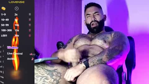 max__prada online show from 09-17-25, 01:51