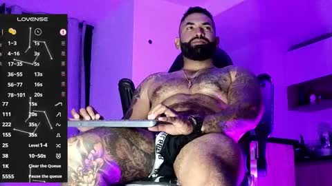 Snapshot of max__prada chatting on 02-13-26, 02:40 max__prada online show from 02-13-26, 02:40