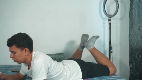 Max online show from 11-16-25, 09:20