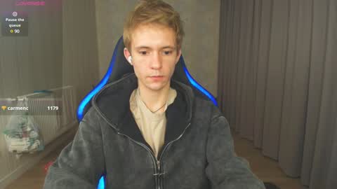 Snapshot of max_gen chatting on 12-21-24, 12:53 Max Gen with tats 24years And Ethan without tats 20 years online show from 12-21-24, 12:53