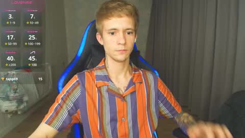 Snapshot of max_gen chatting on 12-23-24, 11:49 Max Gen with tats 24years And Ethan without tats 20 years online show from 12-23-24, 11:49