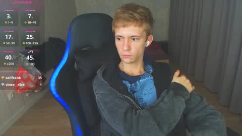 Snapshot of max_gen chatting on 01-18-25, 03:31 Max Gen with tats 24years And Ethan without tats 20 years online show from 01-18-25, 03:31