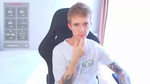 Snapshot of max_gen chatting on 02-24-25, 05:00 Max Gen with tats 24years And Ethan without tats 20 years online show from 02-24-25, 05:00