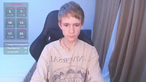 Snapshot of max_gen chatting on 03-08-25, 08:46 Max Gen with tats 24years And Ethan without tats 20 years online show from 03-08-25, 08:46