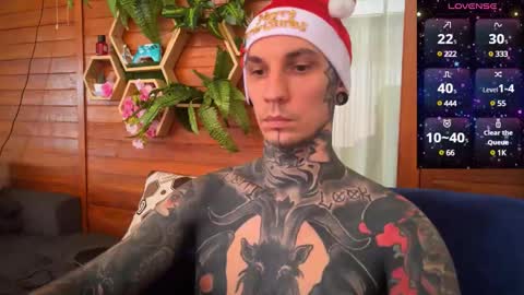 Snapshot of max_reaves chatting on 12-26-24, 08:07 online show from 12-26-24, 08:07