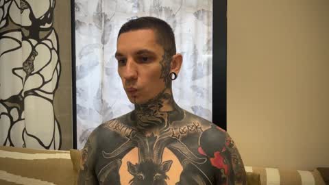 Snapshot of max_reaves chatting on 01-22-25, 08:18 online show from 01-22-25, 08:18