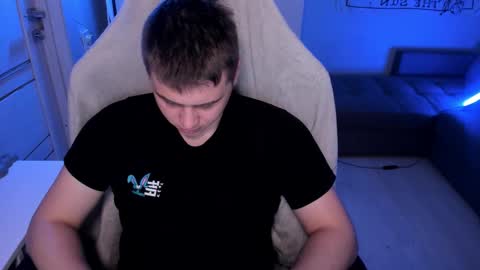 Max online show from 02-14-26, 07:10