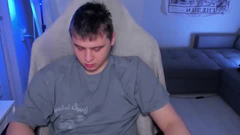 Max online show from 02-26-26, 05:45