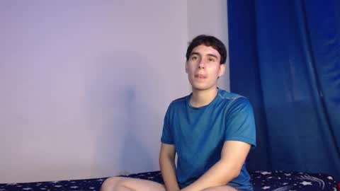 Snapshot of max_snow1616 chatting on 12-03-25, 06:39 max_snow1616 online show from 12-03-25, 06:39