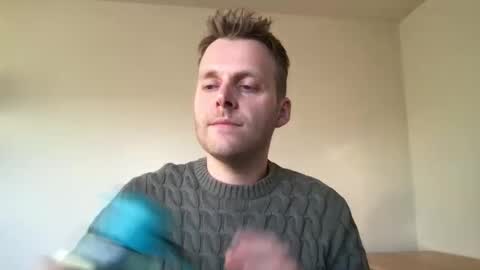 Snapshot of max_straight_1 chatting on 01-13-25, 08:47 Max take off clothes online show from 01-13-25, 08:47