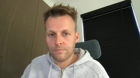 Max take off clothes online show from 03-27-26, 09:21