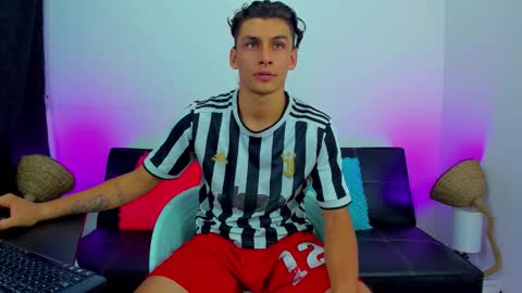 Snapshot of max_wild01 chatting on 09-09-25, 06:13 MAX online show from 09-09-25, 06:13