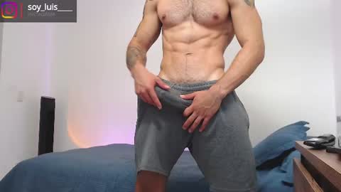 Snapshot of max_xl_ chatting on 07-04-26, 11:33 max_xl_ online show from 07-04-26, 11:33