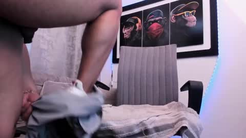 Maxcarther online show from 03-11-25, 08:42