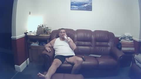 Snapshot of maxi_johnes chatting on 12-22-24, 08:58 MAX online show from 12-22-24, 08:58