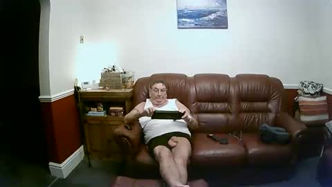 Snapshot of maxi_johnes chatting on 12-29-24, 11:39 MAX online show from 12-29-24, 11:39