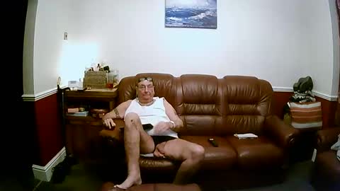 Snapshot of maxi_johnes chatting on 01-10-25, 03:18 MAX online show from 01-10-25, 03:18