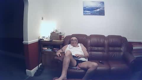 Snapshot of maxi_johnes chatting on 02-09-25, 12:39 MAX online show from 02-09-25, 12:39