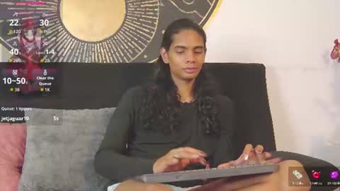 Maxi  Max online show from 07-08-26, 08:24