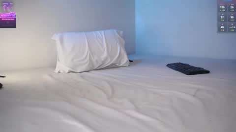 MAXI      online show from 01-05-25, 03:32