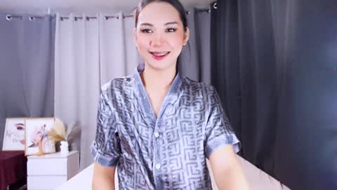 maxie greyson online show from 01-13-25, 11:19