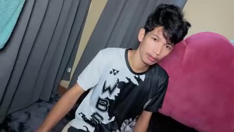 Reyn online show from 11-17-25, 10:26