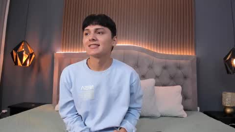 --  -- online show from 10-09-25, 08:07