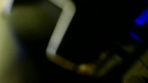 Max online show from 04-25-26, 07:33