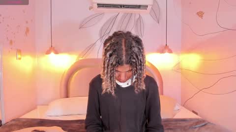 Snapshot of maxim_walker chatting on 02-02-25, 02:59 maxim online show from 02-02-25, 02:59